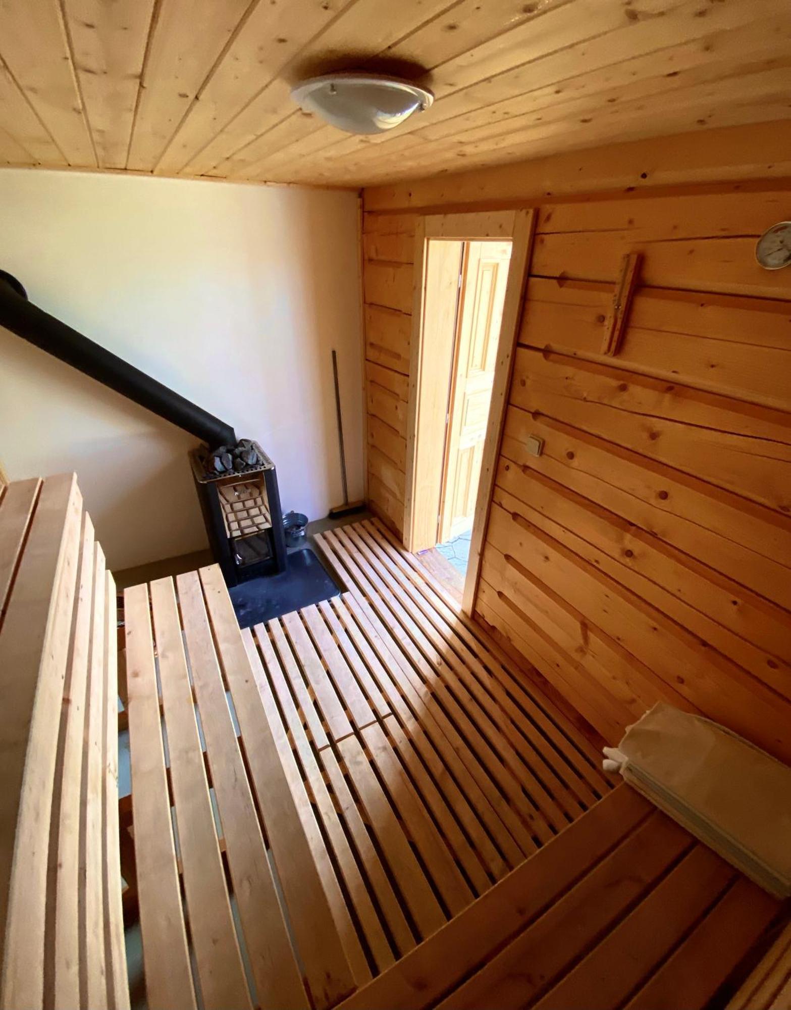 Roubenky U Zvonice Apartment